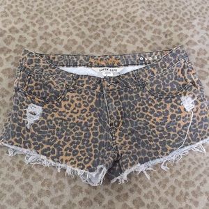 Billabong leopard jean shorts